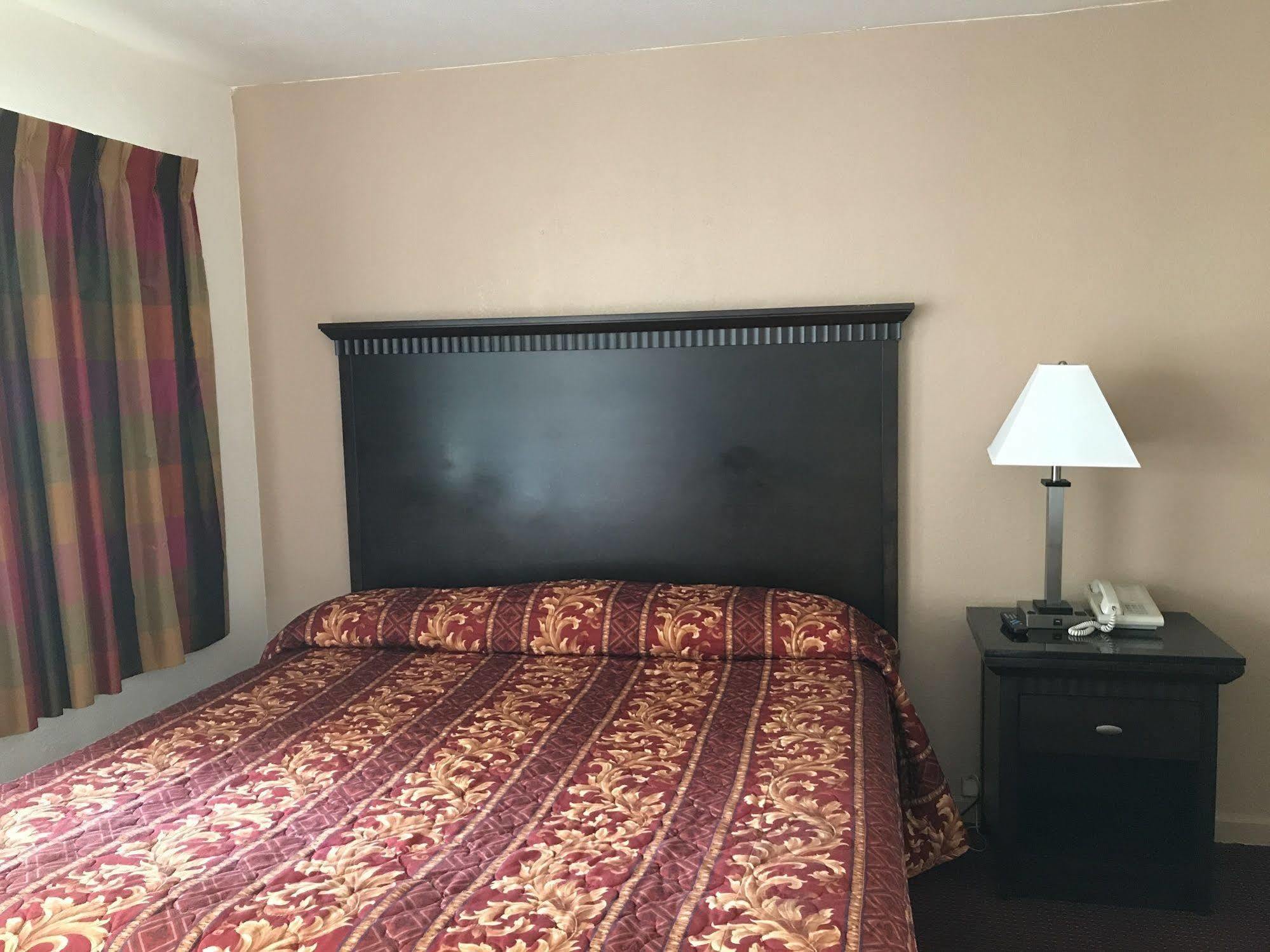 Townhouse Motel ウィード エクステリア 写真