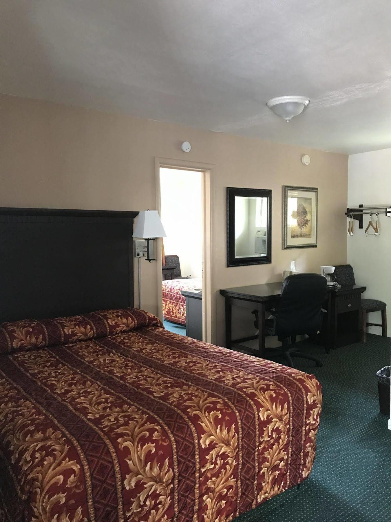 Townhouse Motel ウィード エクステリア 写真